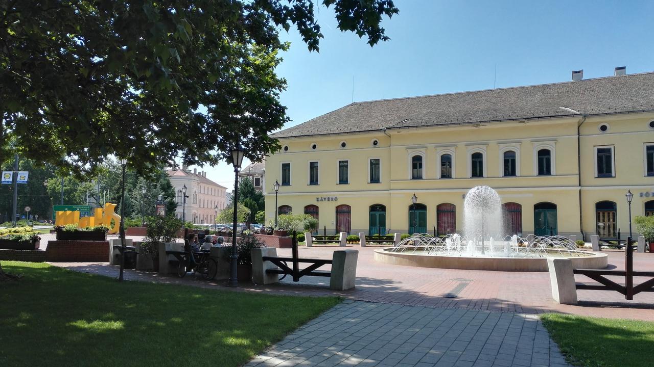 Csipke Apartman Makó 外观 照片